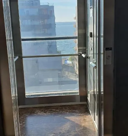 Apartment Luxury 3 Bed Boutique Mamaia Central Aparment Mamaia